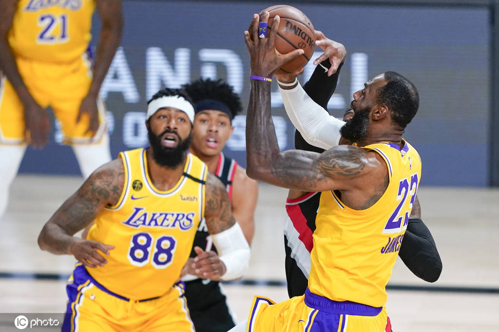 本赛季湖人对开拓者战绩